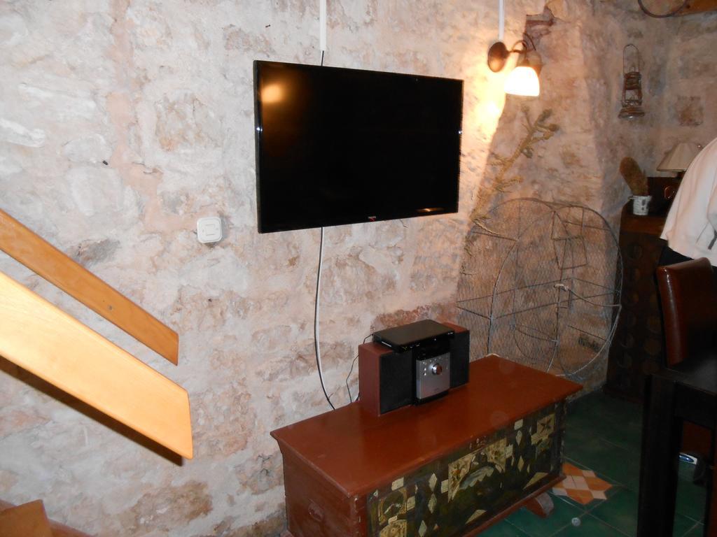 スヴェティ・ペタル Stone House "Dan"ヴィラ エクステリア 写真